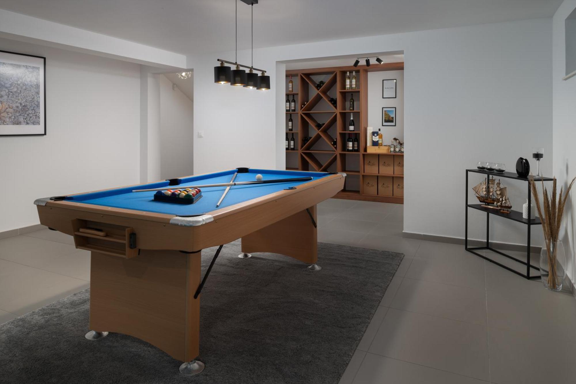 Villa Roca With Heated Pool And Sauna Привлака Екстериор снимка